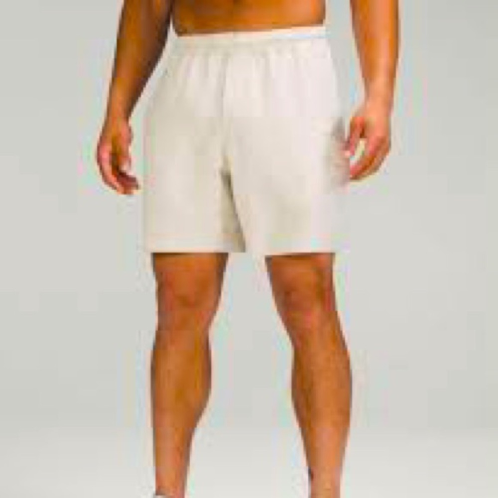 Lululemon Pace Breaker Lined Short 7"
Natural Ivory Men’s size large.